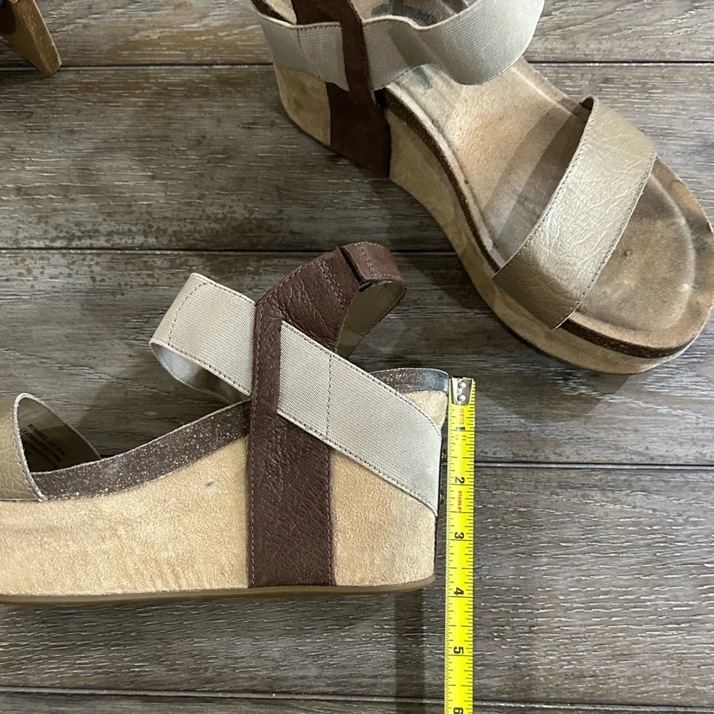 otbt Bushnell Sandals - Picture 10 of 15